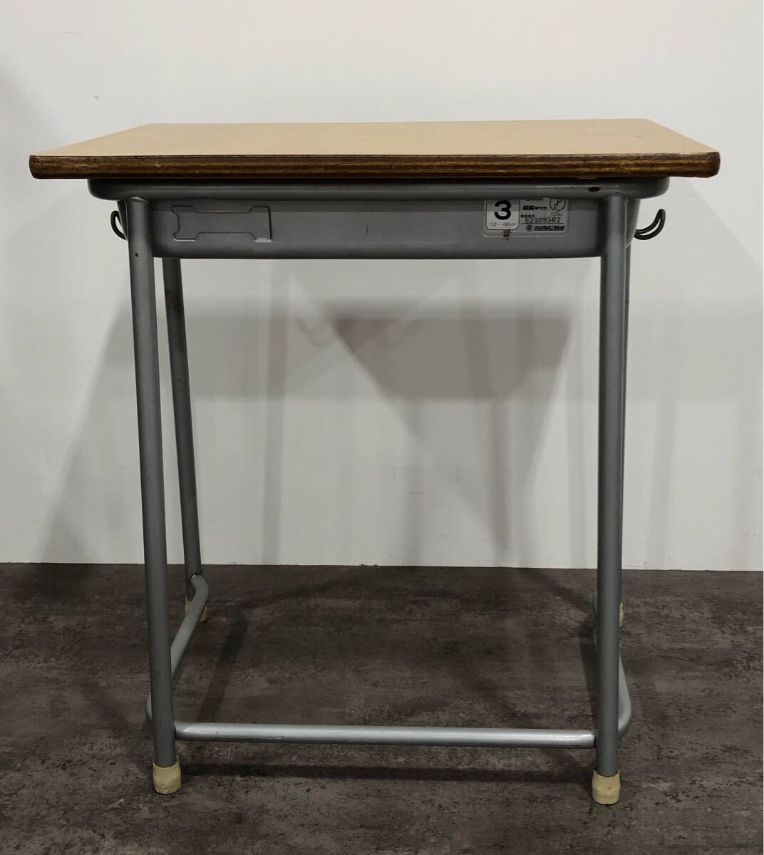 引き取り限定【手渡しのみ】学校の机 Daiichi 第一 SSデスク 3号 152~165cm 日本金属家具工業組合 高さ66cm 幅40cm 学習机 勉強机 木製拍卖