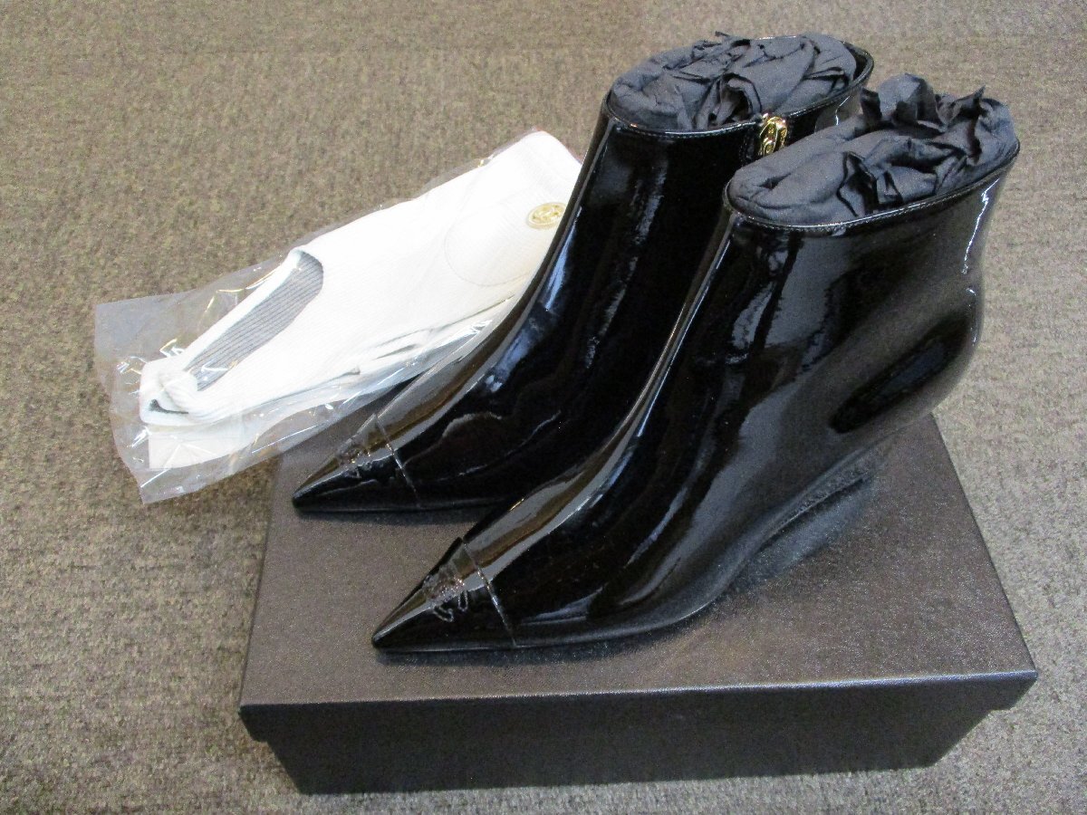 38(約25㎝)【新品未使用・送料無料】シャネル CHANEL ショートブーツ G38375 Y55743 K3895 ストッキング付拍卖