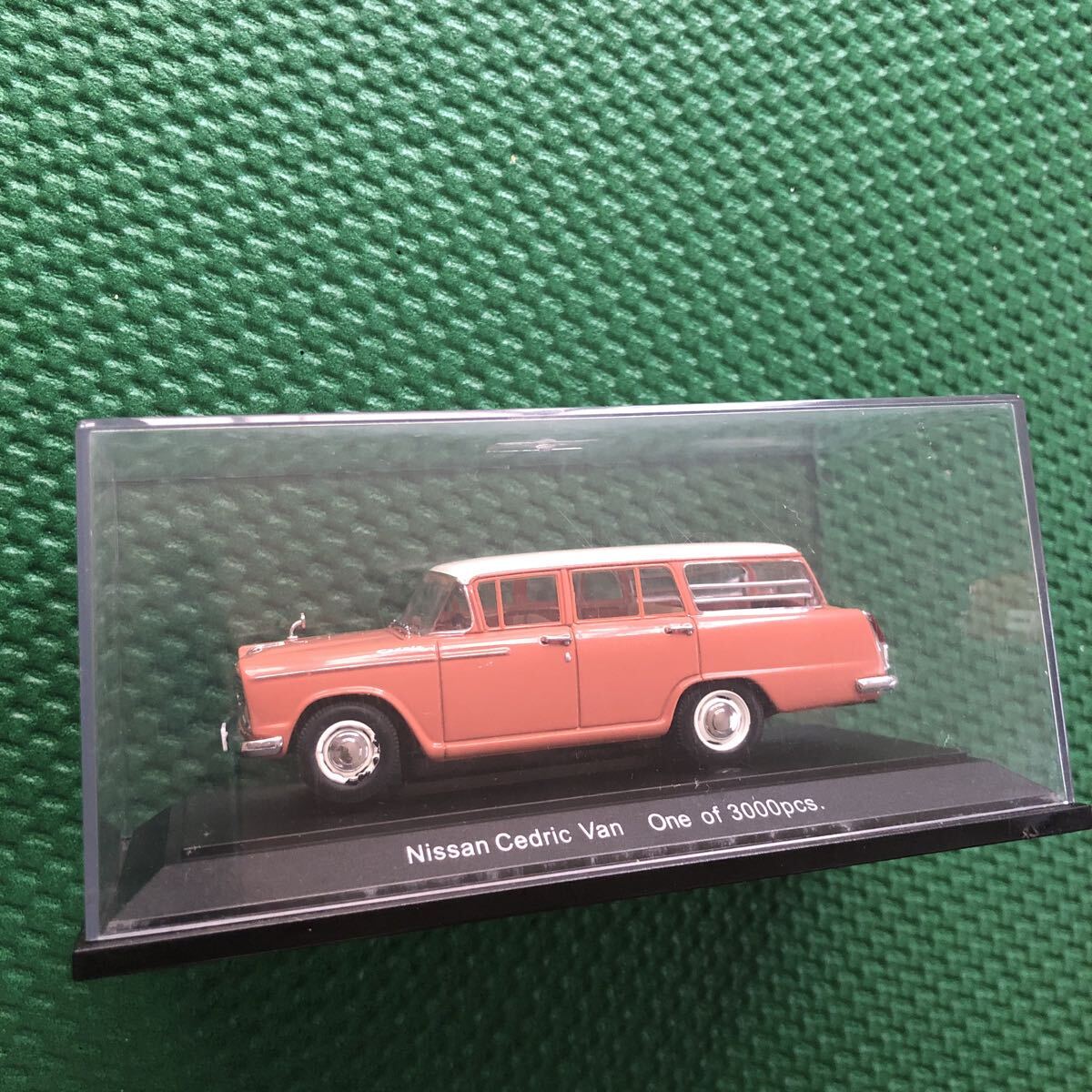 EBBRO Nissan Cedric Van 1/43拍卖