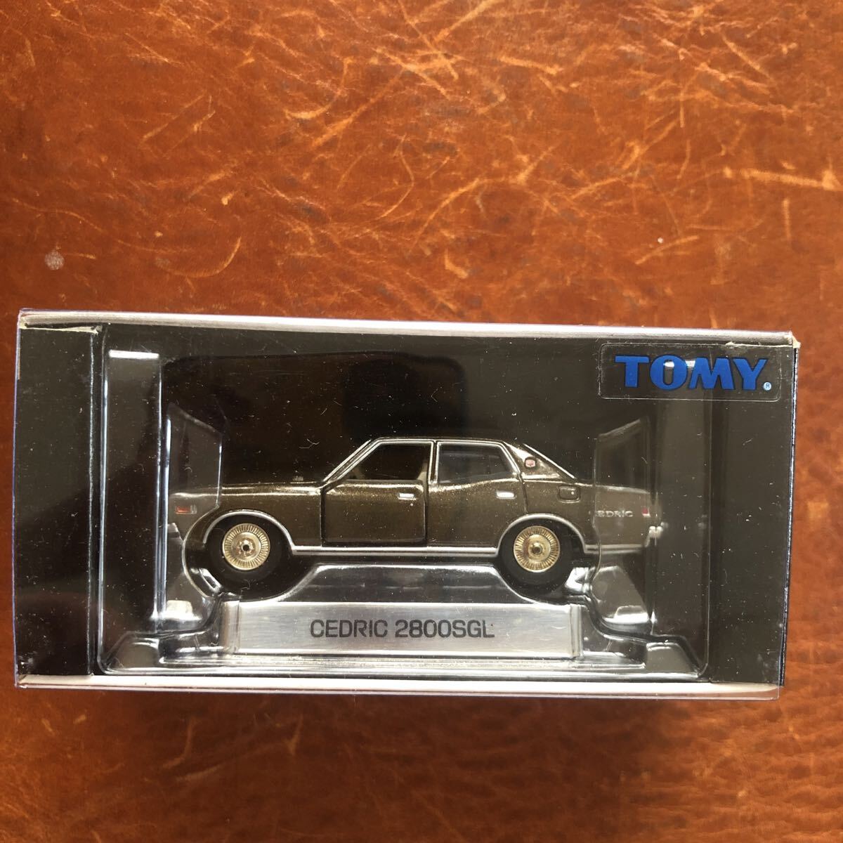 トミカリミテッド セドリック2800SGL 0034拍卖