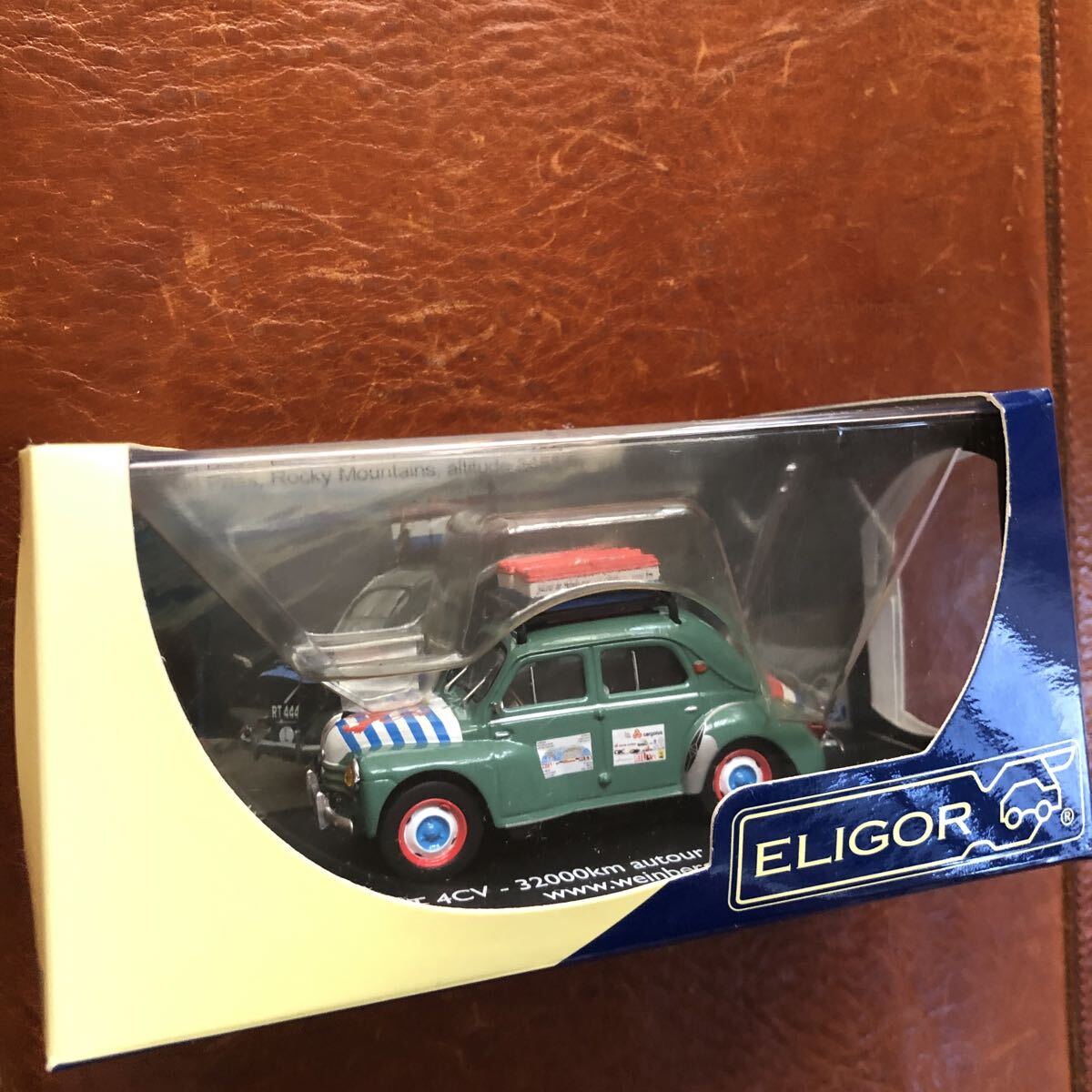 ELIGOR RENAULT 4CV32000km autour du monde2010-11 1/43拍卖