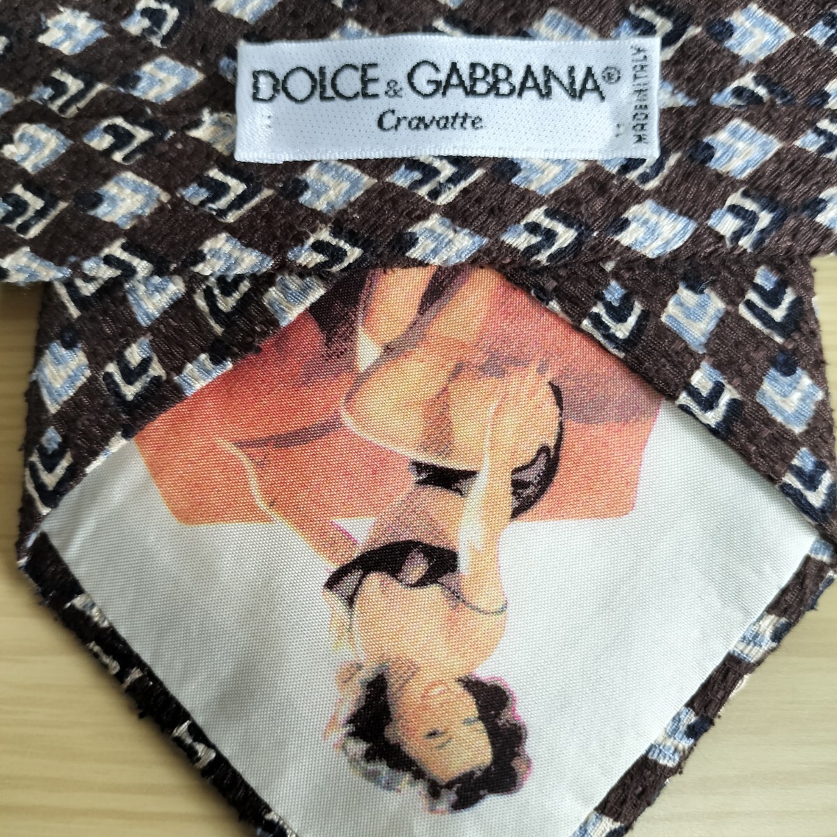 Dolce & Gabbana(ドルチェ&ガッバーナ)ドルガバ茶色水色紺色四角模様ネクタイ拍卖