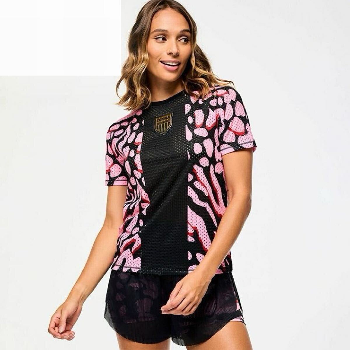 【正規品・新品】XSサイズ★ZUMBA・ズンバ★メッシュ Tシャツ拍卖