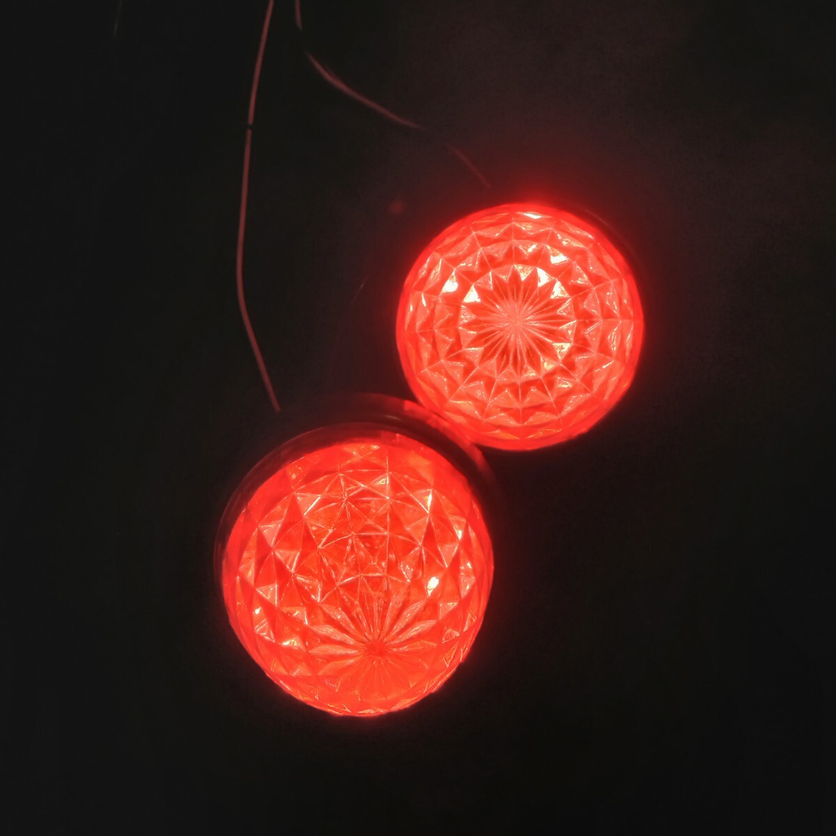 クリアーレンズ・LEDサイドマーカー★レッド 分解可能・寸法 座面90mm×70mm 点灯確認済 レンズ1個擦り傷有拍卖