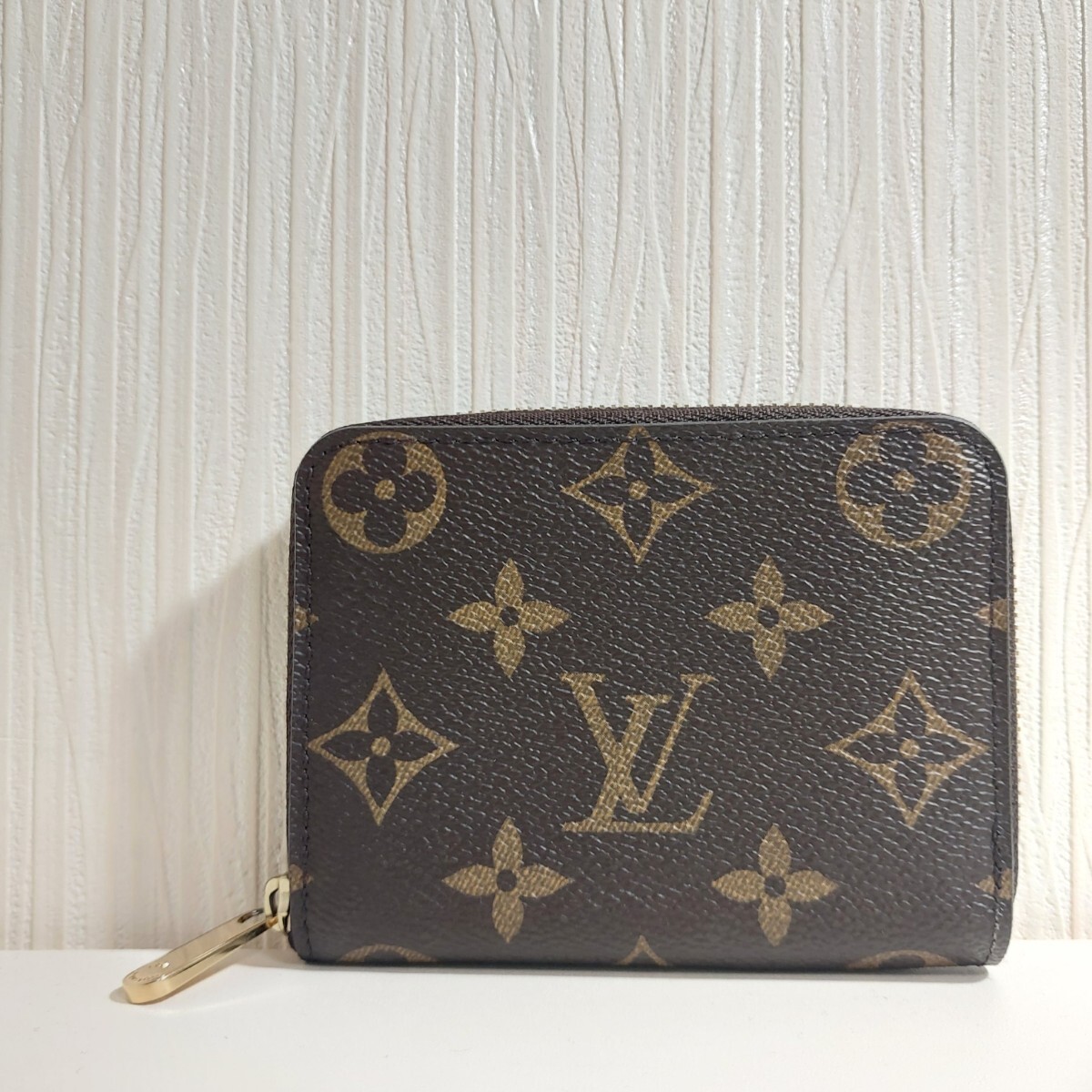 ルイヴィトン モノグラム ジッピーコインパース ラウンドファスナー財布 ブラウン M60067拍卖