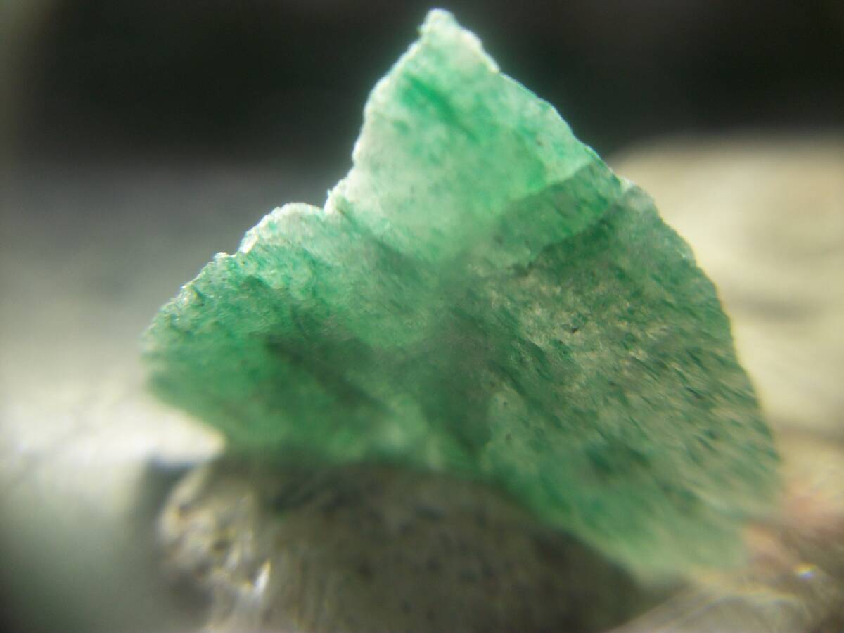 インド 原石 アベンチュリン 砂金石 逆にレア 定型外発送拍卖