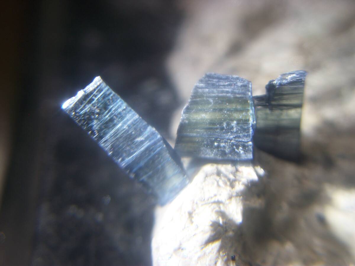 宝石質 ブラジル ヴィビアナイト ビビアナイト 藍鉄鉱  グリーン ブルー さざれ含む 定型外発送拍卖