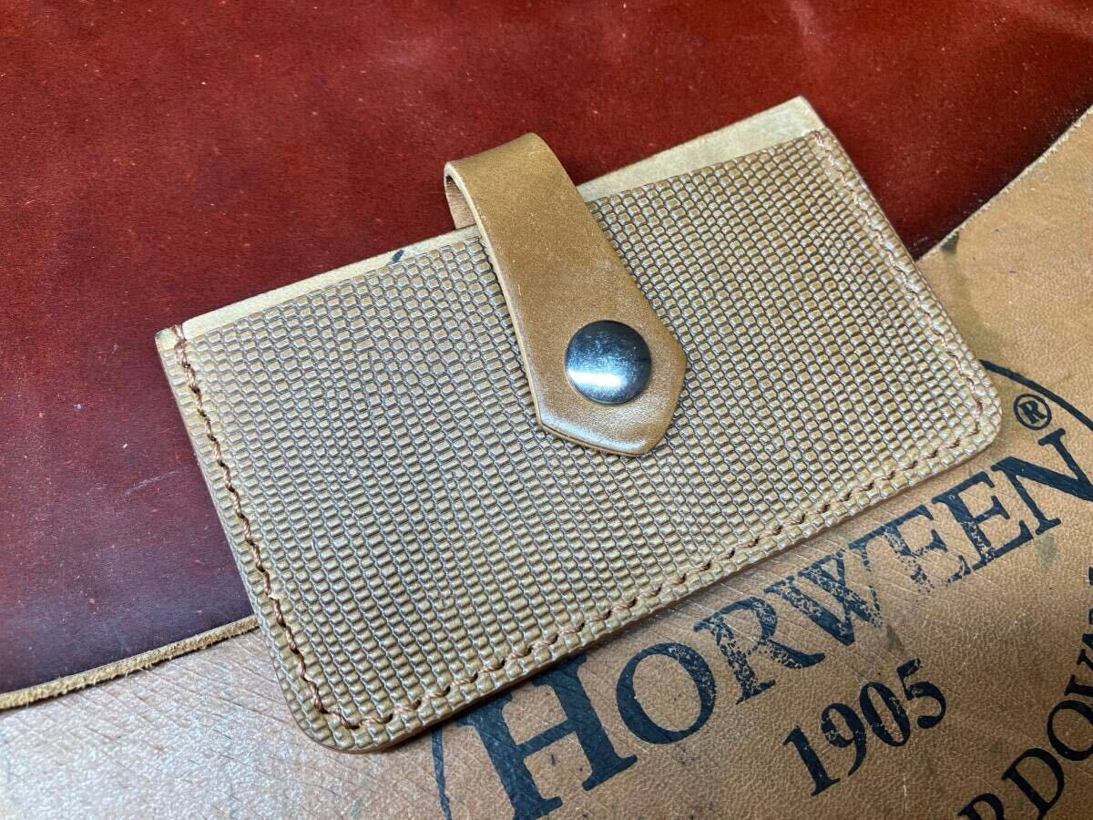 ■no.1067★カードケース/名刺入れ★ ホーウィン社シェルコードバン★ バーボン× リザード型押し拍卖