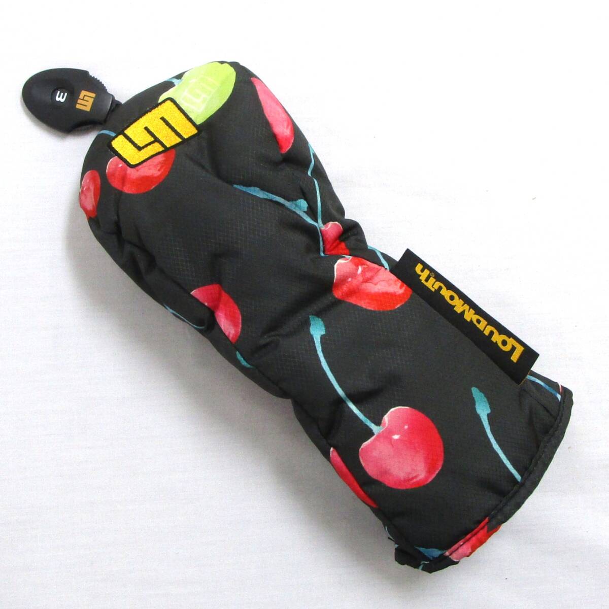 ラウドマウス FW (765-992) 428 Retro Cherries/レトロチェリーズ 2025年新作 Loudmouth ヘッドカバー ダイヤル式番手タグ さくらんぼ 黒拍卖