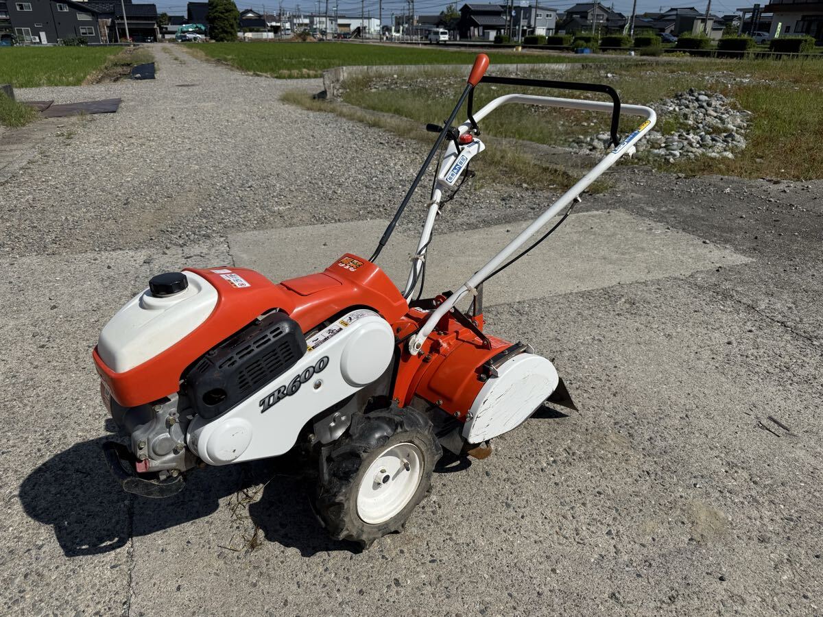 ★富山県★ クボタ 管理機 TR600 逆転 陽菜 家庭菜園 農用トラクター 畝立て 中古品拍卖