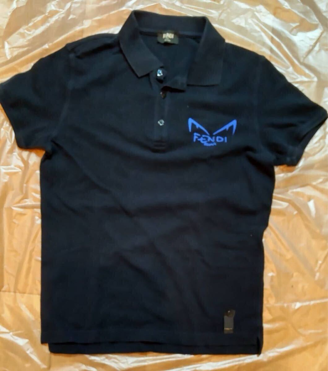 【美品★】フェンディ(FENDI) モンスター ポロシャツ バグズアイ ラバーロゴ ネイビー 検:MONSTER/Tシャツ/メンズ/ROMA/ローマ拍卖