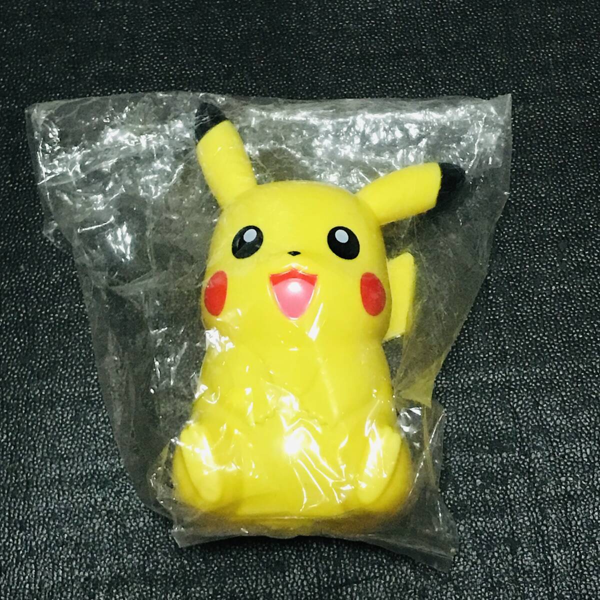 ピカチュウ ポケモンセンター 限定 貯金箱 フィギュア マスコット プライズ pokemon 平成レトロ 昭和レトロ ガチャ カプセル拍卖