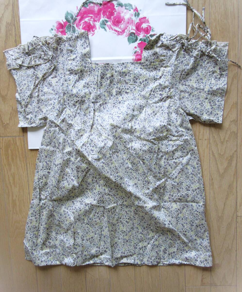 T.yamai paris ブラウス Oサイズ 未使用 定価2万 / 有名ブランド 激安 お買い得 2,000円均一セール 賢く買おう拍卖