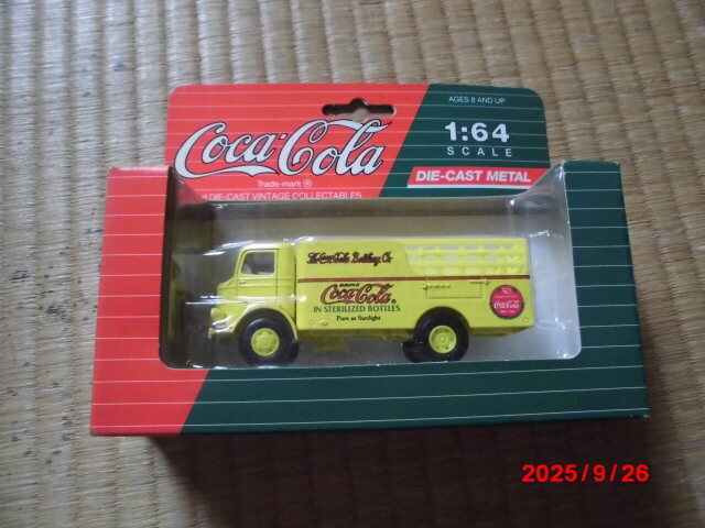 コカ・コーラ 珍品ミニチュアカー1:64 昭和レトロ 未使用 レターパックプラス発送  (検索・コカ・ミニカー・コカ・コーラ缶)拍卖