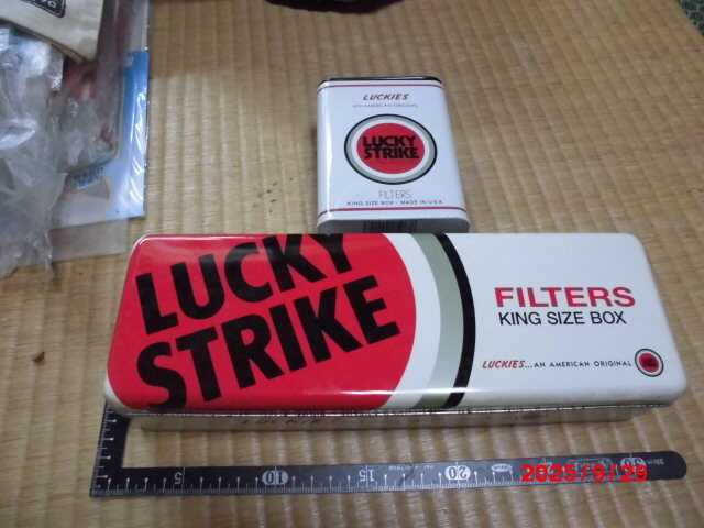 たばこ パッケージ ラッキーストライク ブリキ缶/灰皿 新古品拍卖