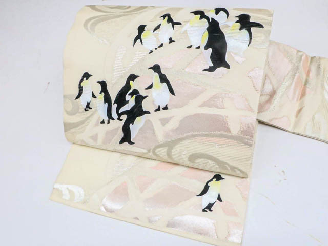 《古美術京松》リサイクル着物 オリジナル 九寸名古屋帯 お太鼓柄 夏物 夏 ペンギン 銀糸 正絹 r7b09-154拍卖