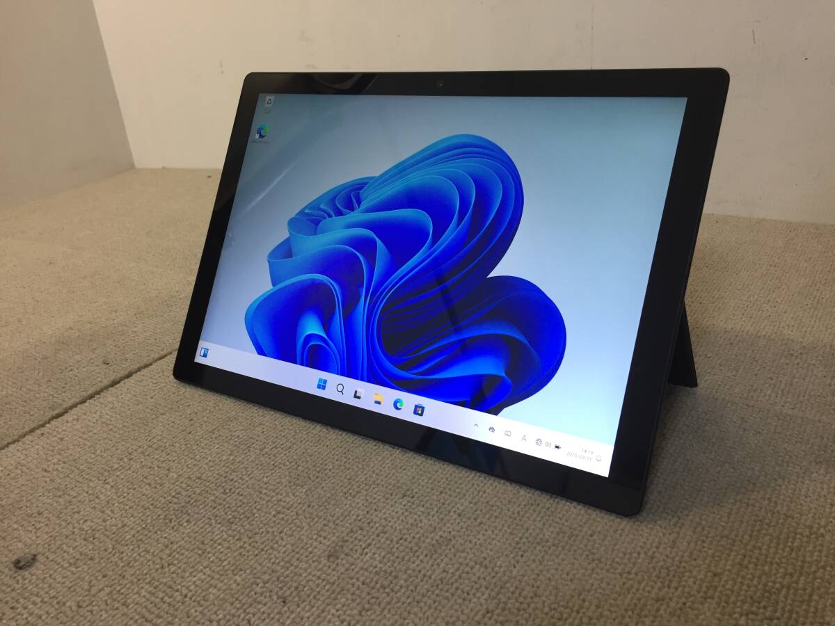 【14】Microsoft Surface Pro 7 1866 12.3型 ノートPC i5-1035G4 1.1GHz/メモリ:8GB/SSD 256GB/Win 11 Pro/ACアダプタ付き拍卖