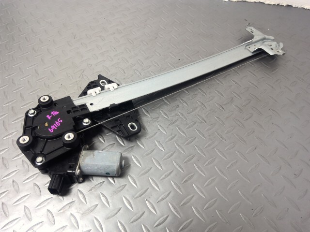 フリード GB3 右 リア ドア レギュレター モーター 72710-SYY-003拍卖