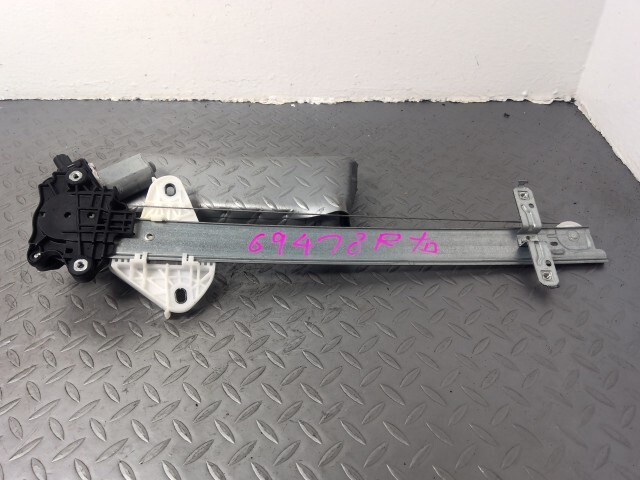 オデッセイ RC1 右 リア ドア レギュレター モーター 72710-T6A-003拍卖