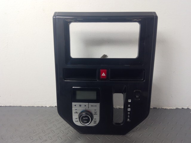 ルーミー M900A エアコン スイッチ パネル 55910-B1150拍卖