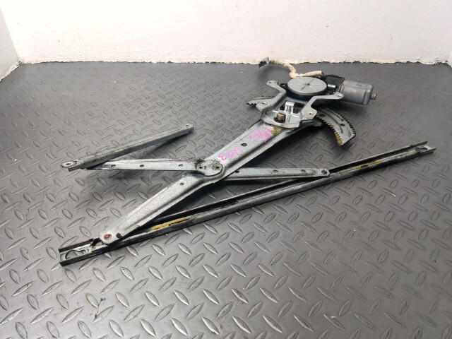 ステップワゴン RF1 右 フロント ドア レギュレター モーター 72215-S47-013拍卖