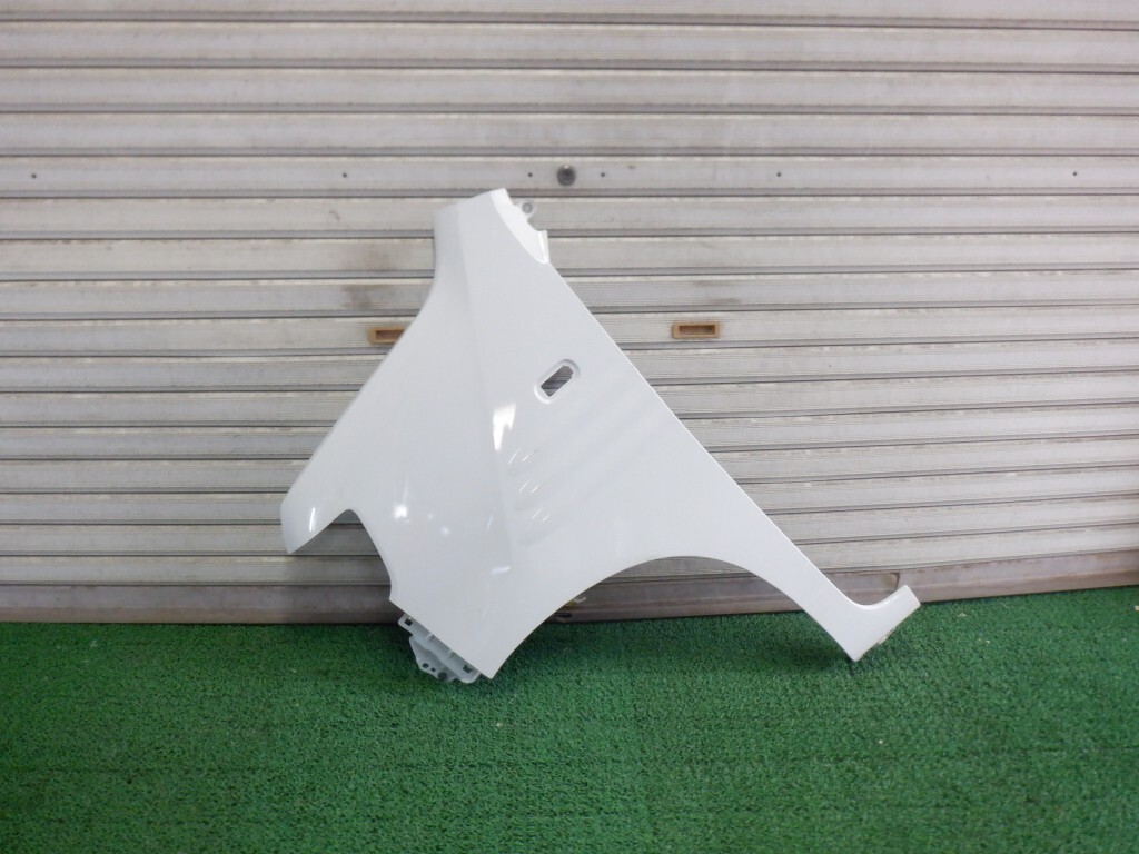 N-VAN JJ1/JJ2 左フェンダー (A3801)拍卖