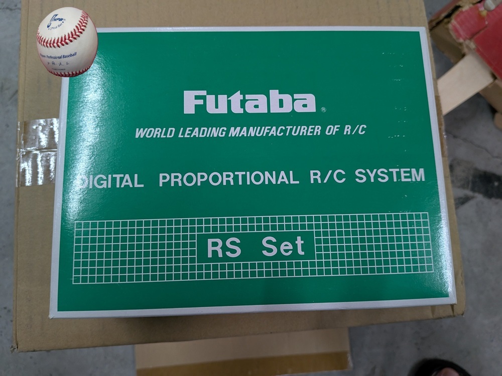 フタバ サーボ S9101 4個 S9102 1個 FP S136G 1個 スイッチ 1個 箱と中身が違います 中古品拍卖