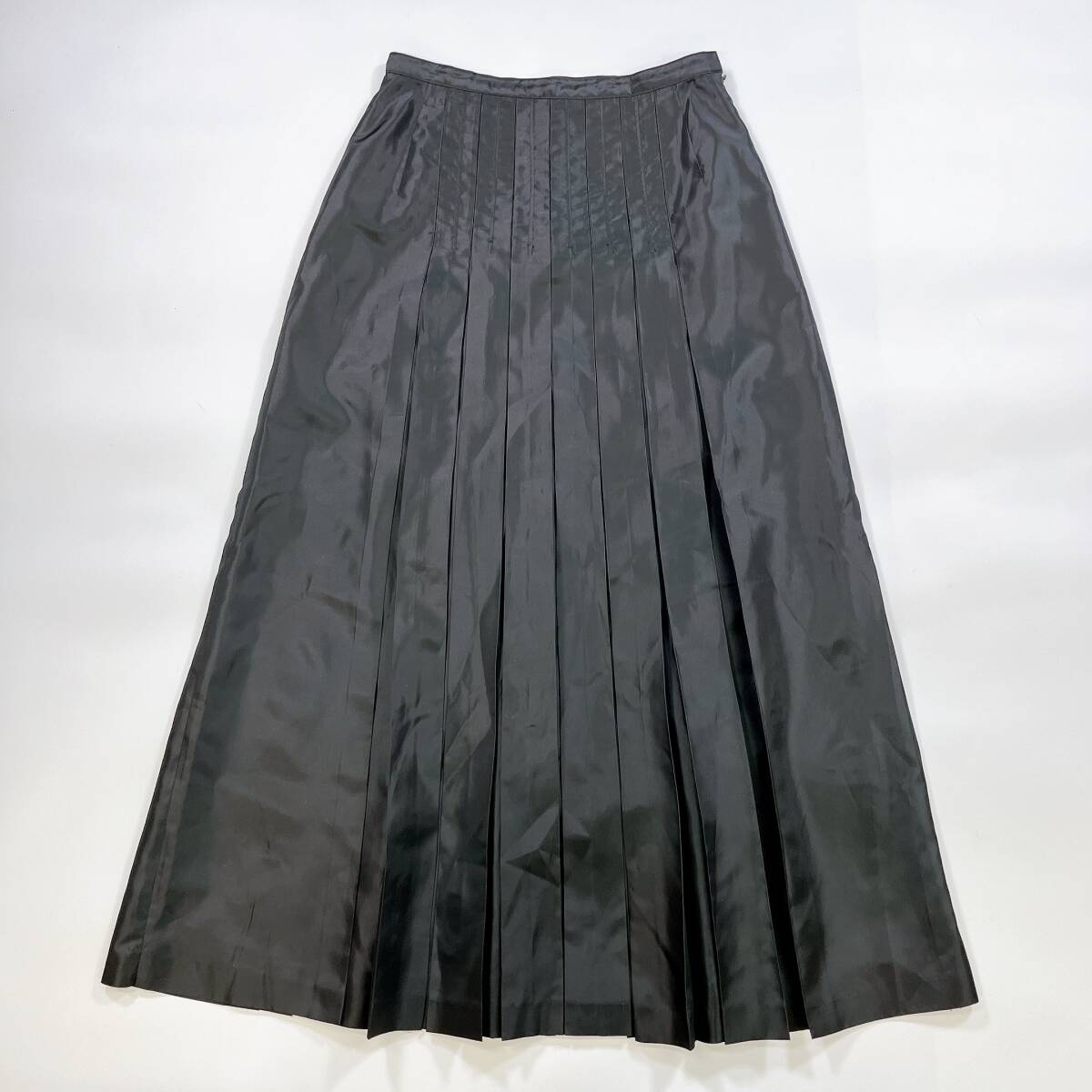 HIRIKO BIS HIROKO KOSHINO プリーツ ロングスカート 9 M 黒 上品 光沢 きれいめ お出かけ ヒロコビス ヒロココシノ〇690y拍卖