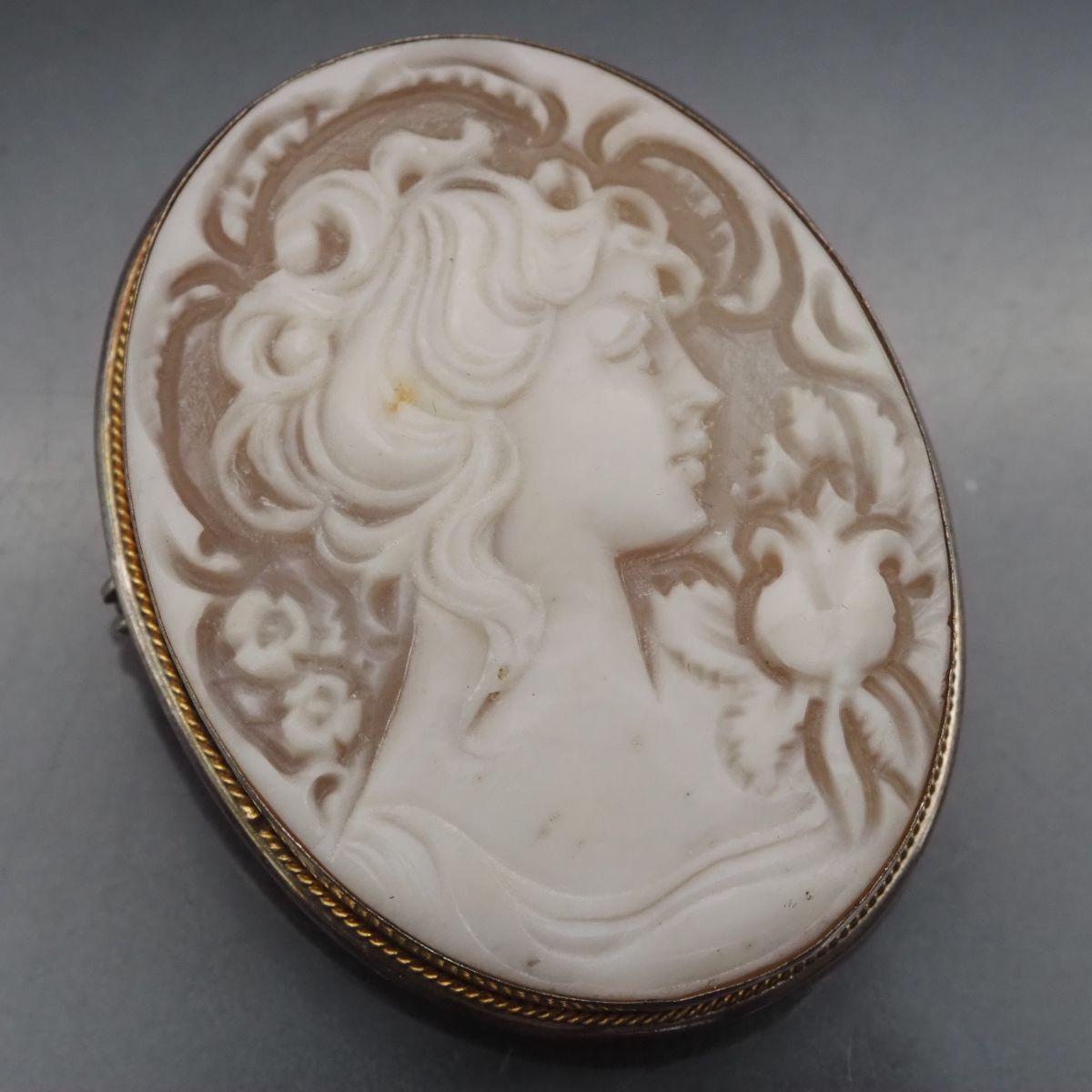 F496 シェルカメオ 800刻印 ブローチ 女性横顔 デザイン シルバー ヴィンテージ拍卖