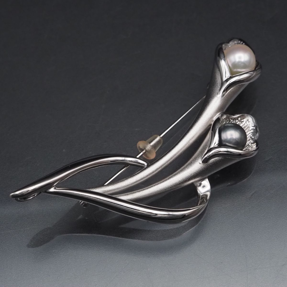 F054 黒蝶 淡水真珠 パール SILVER刻印 ブローチ フラワー デザイン シルバー コサージュ 6月誕生石拍卖