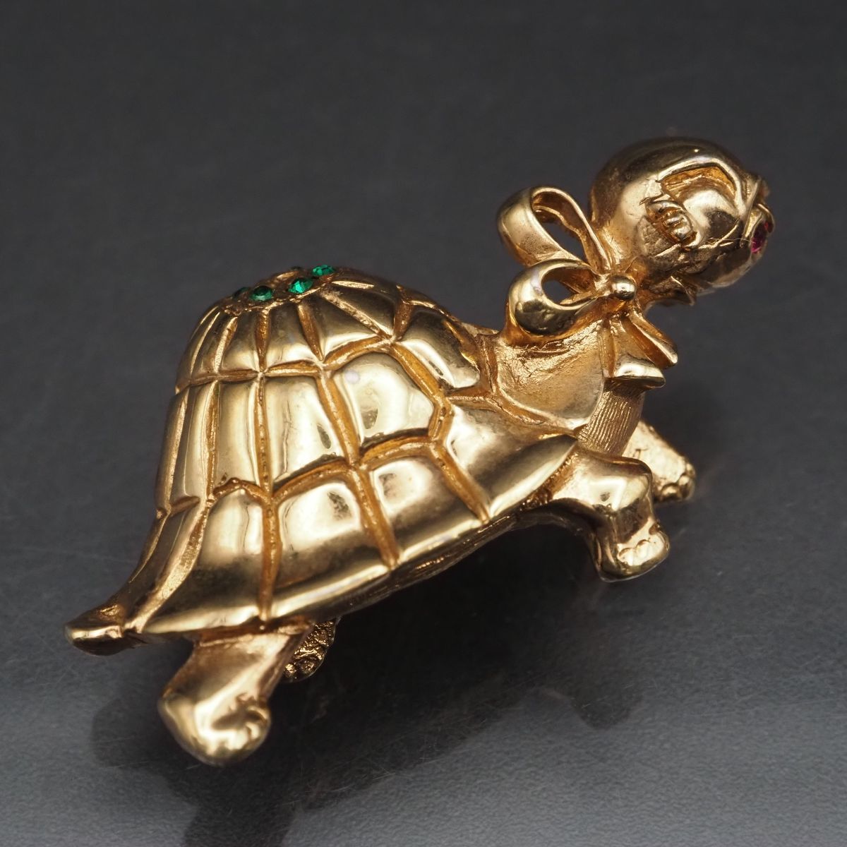 F451 アメリカ ヴィンテージ NAPIER ネイピア ブローチ 亀 カメ タートル ラインストーン ゴールド デザイン拍卖