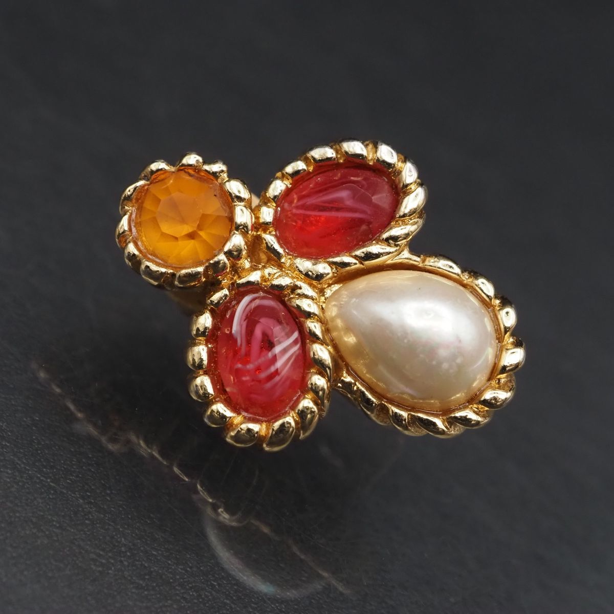 F840 イヤリング 片耳のみ フェイクパール カラーストーン風 ゴールド デザイン コスチュームジュエリー拍卖