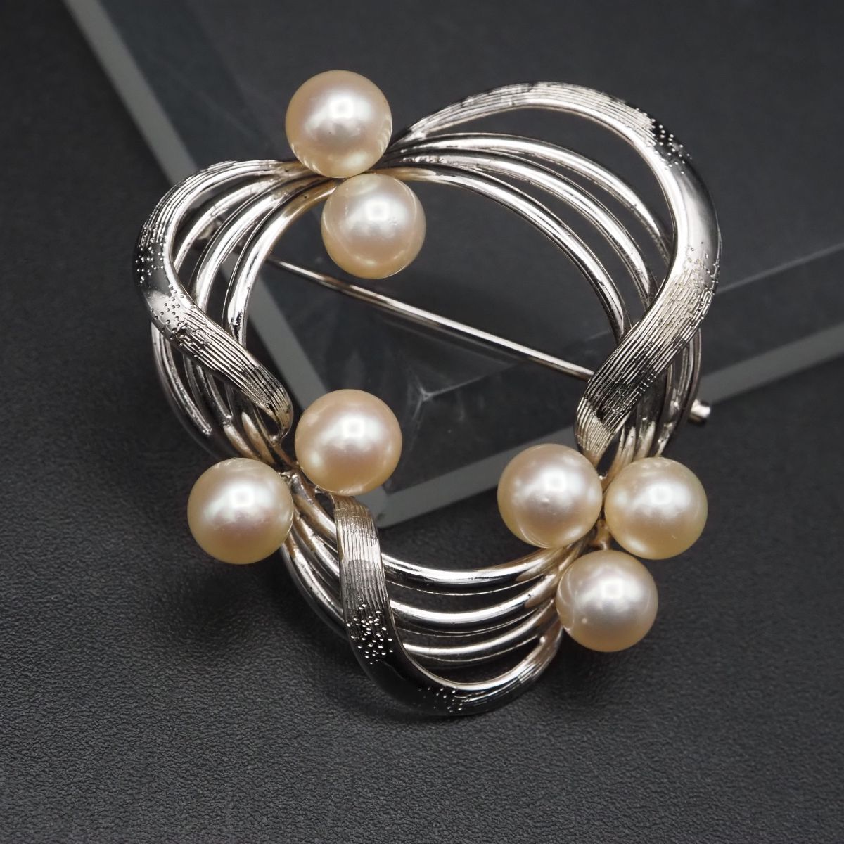 F640 本真珠 6.2mm7珠 パール SILVER刻印 ブローチ デザイン シルバー コサージュ 6月誕生石拍卖