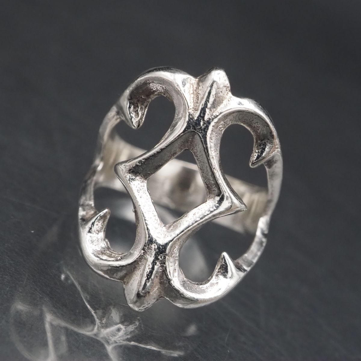 F693 ヴィンテージ 925刻印 リング ワイド デザイン シルバー 指輪 13-14号拍卖