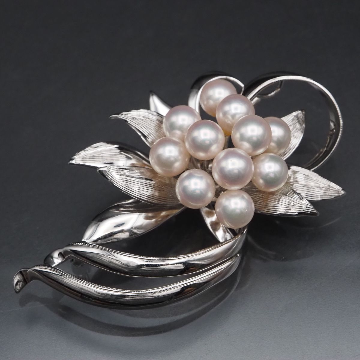 F059 本真珠 6.6mm11珠 パール SILVER刻印 ブローチ デザイン シルバー コサージュ 6月誕生石拍卖