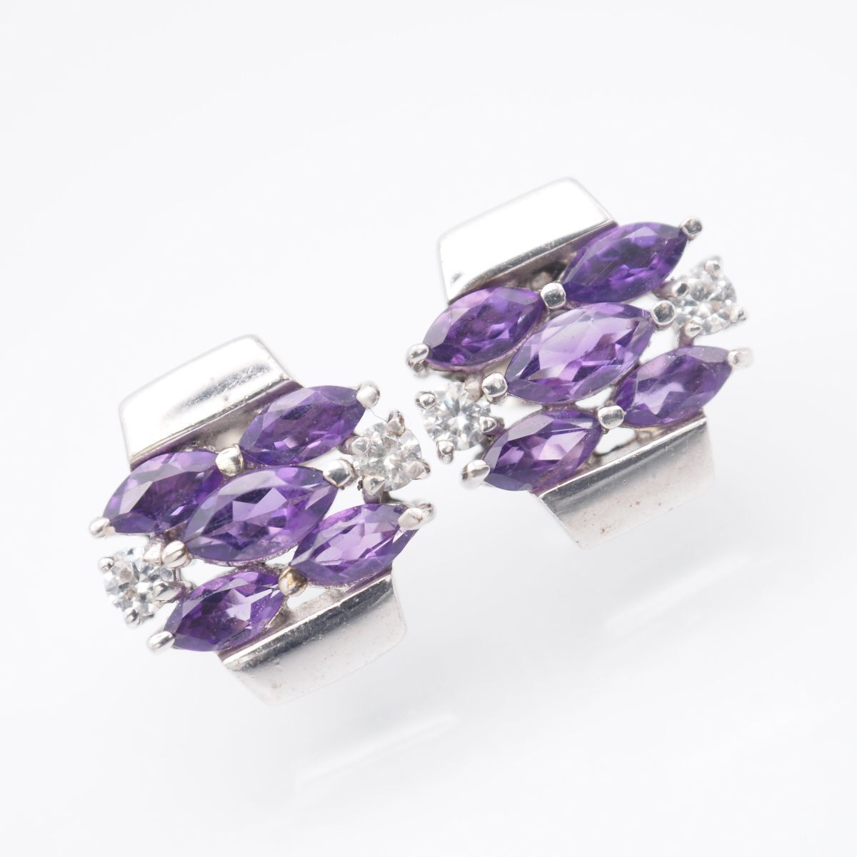 F624 アメジスト ダイヤモンド風 925刻印 ピアス デザイン シルバー 2月誕生石拍卖