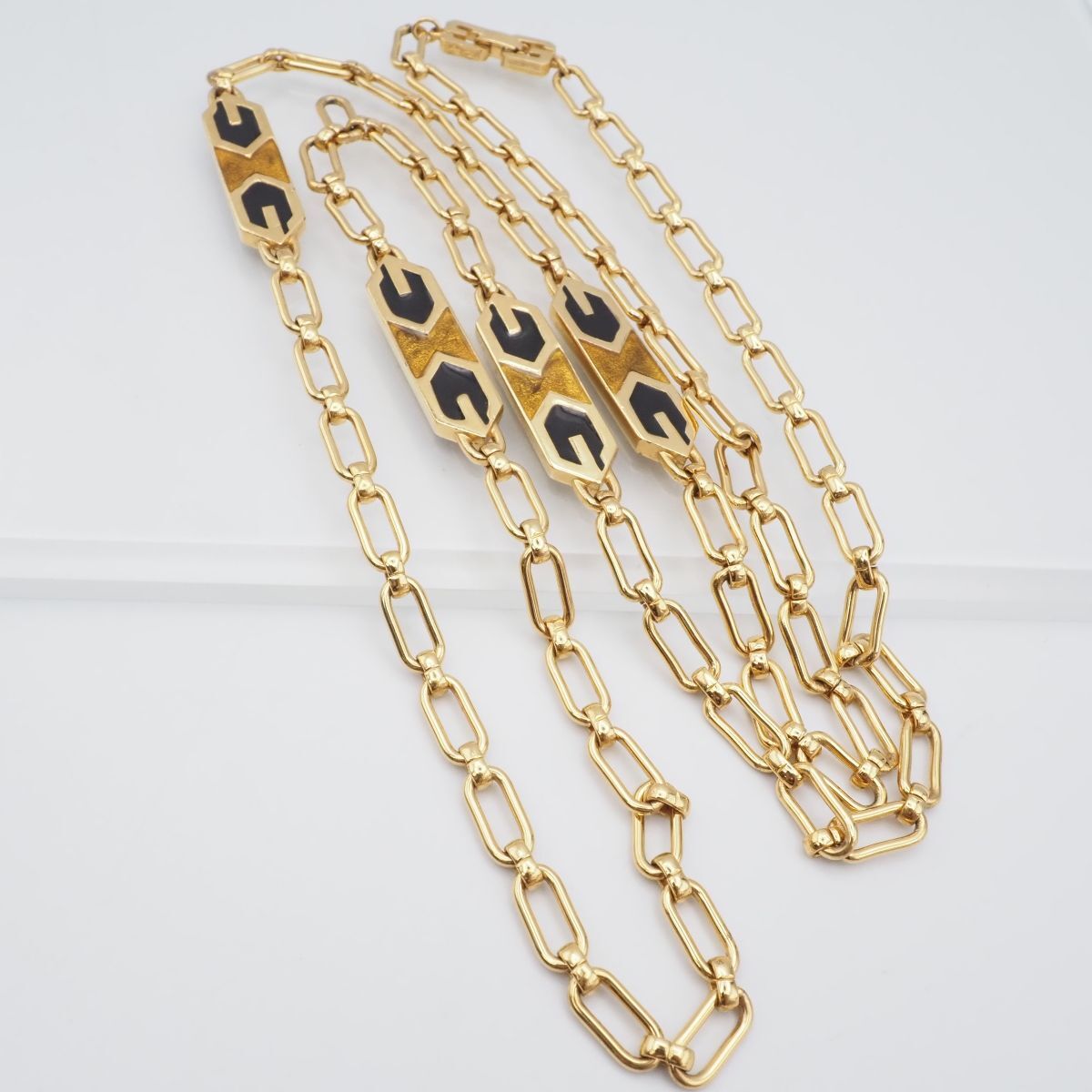 F875 ジバンシイ GIVENCHY ロング ネックレス エナメル G ロゴ ゴールド デザイン拍卖