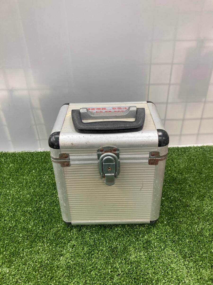 【中古品】【0924】★makita レーザー墨出し器 SK12 IT0XYX7GEJSJ拍卖