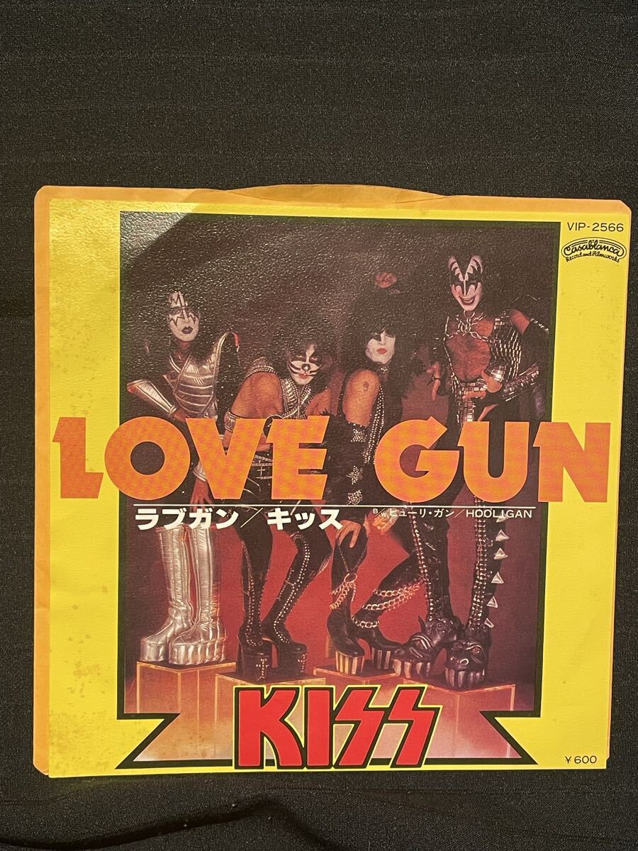 7inch【EP】KISS - LOVE GUN(ラブ・ガン)/ HOOLIGAN(ヒューリ・ガン) VIP-2566拍卖
