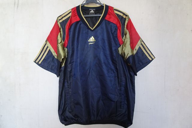 adidas professional/半袖プルオーバー/ナイロン系ポリエステル/裏地メッシュ/赤・ゴールド切替/後身ロゴ/紺/ネイビー/Mサイズ(9/1R7)拍卖