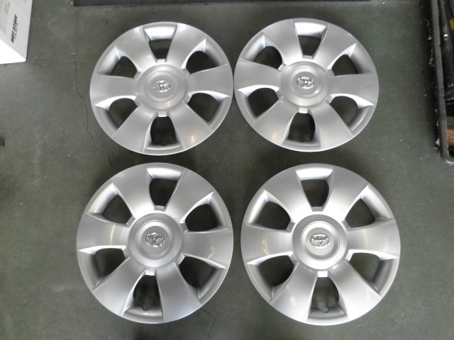 新古車外し長期保管品 トヨタ純正 15インチ 4枚セット 90系 ヴィッツ 拍卖