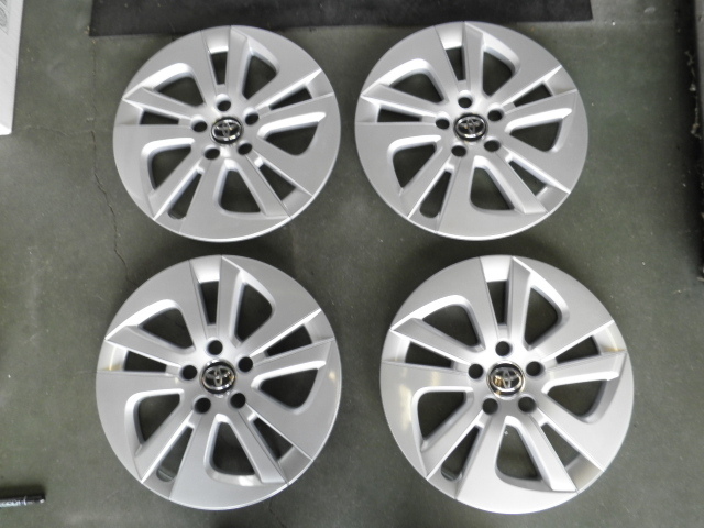 新車外し長期保管品 トヨタ純正 50プリウス 15インチ 4枚セット 1拍卖