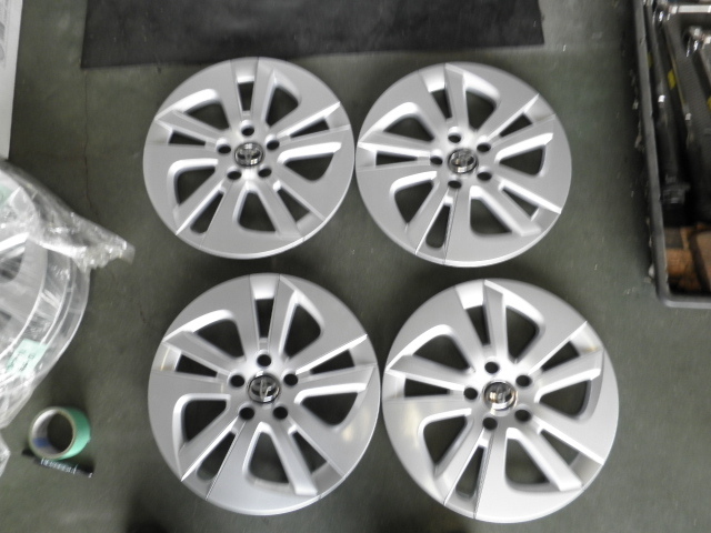 新車外し長期保管品 トヨタ純正 50プリウス 前期 15インチ 4枚セット 2拍卖