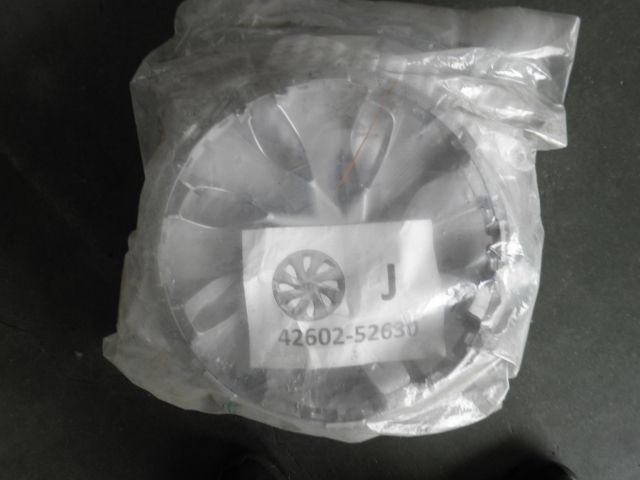 新車外し長期保管品 トヨタ純正 14インチ 4枚セット 130系 ヴィッツ拍卖