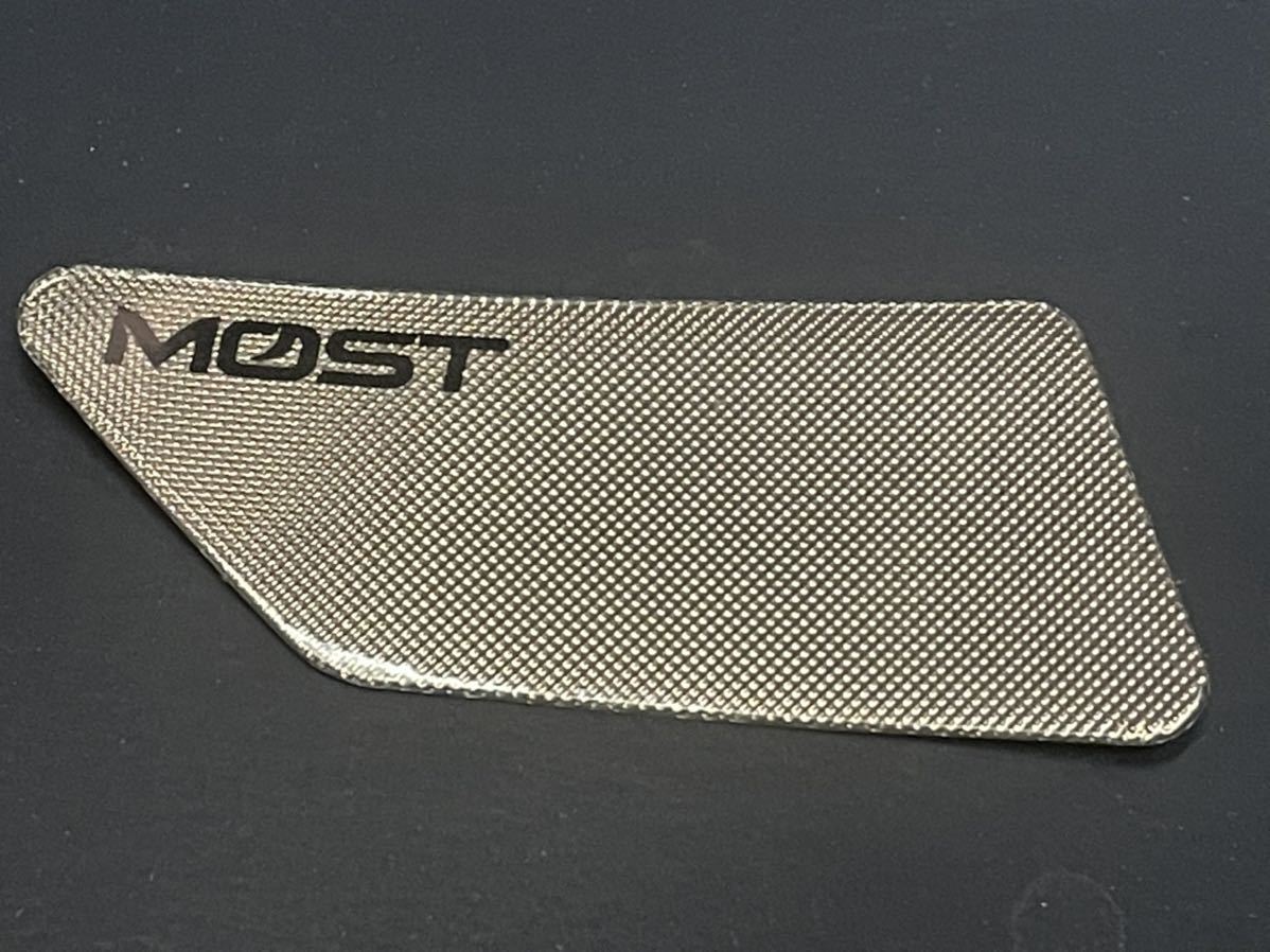 ピナレロ ドグマ他 純正 カーボンフレーム用 チェンステー プロテクター保護シール チェン落ち噛み対応 チタニウムカラー全長80mm拍卖