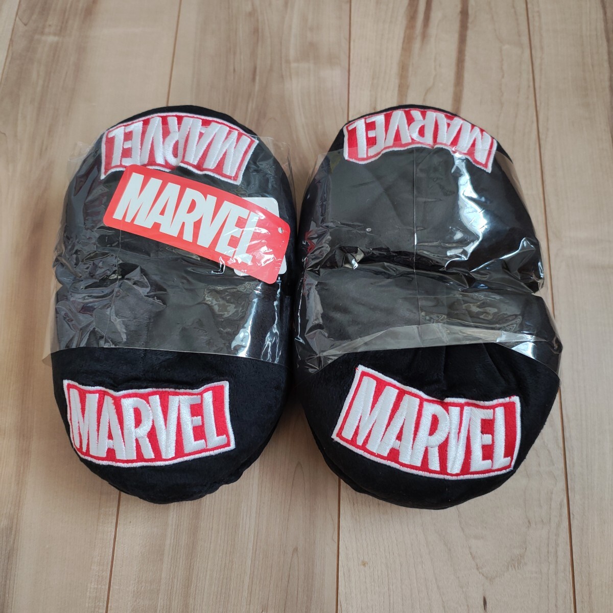 MARVEL マーベル ラグジュアリー BIG ルームシューズ ロゴ スリッパ ペア 2足拍卖