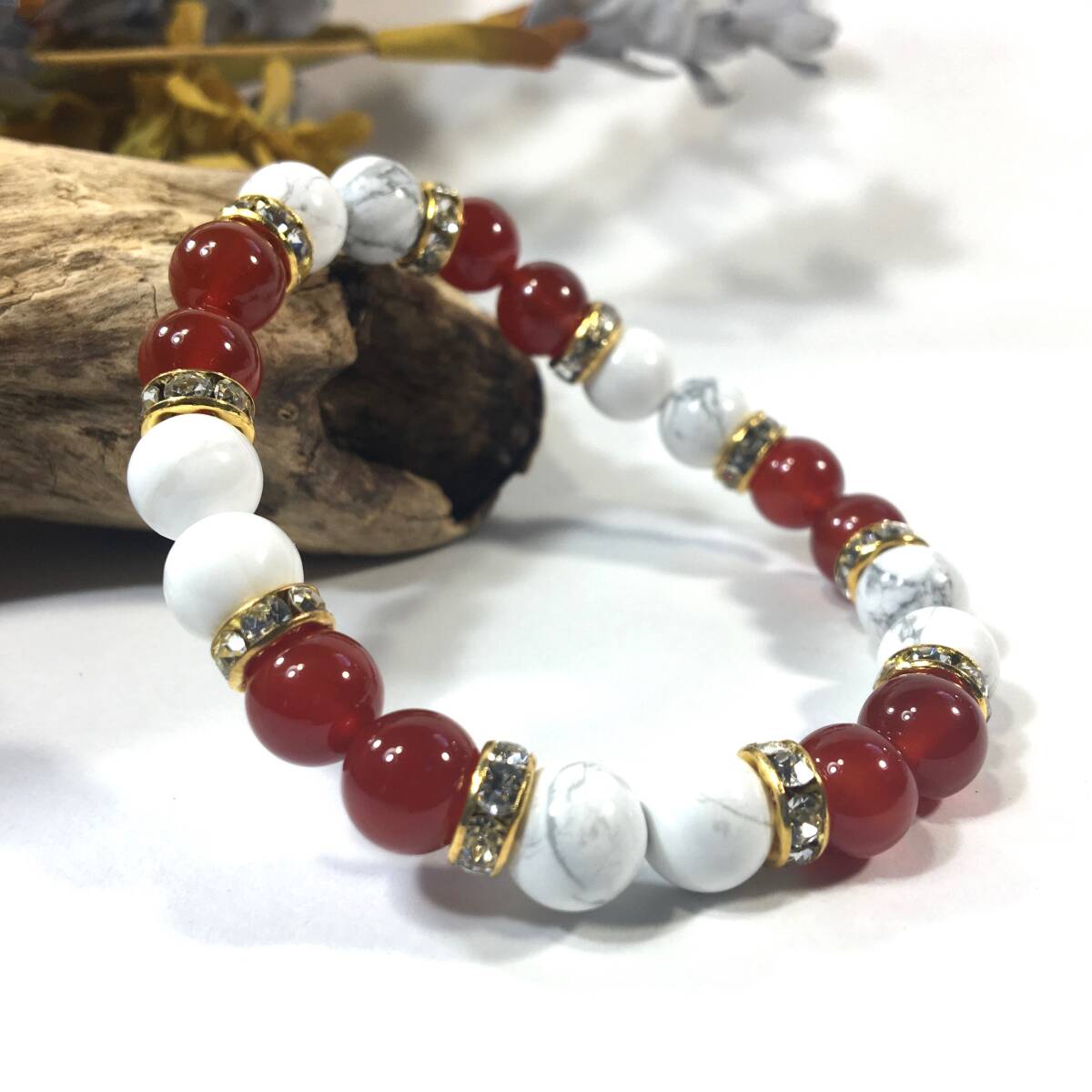 ハウライト&赤瑪瑙 パワーストーン ブレスレット 天然石ブレス (ゴールド) 8mm /開運 浄化 精神安定・癒し 人間関係 効果 レディース 通販拍卖