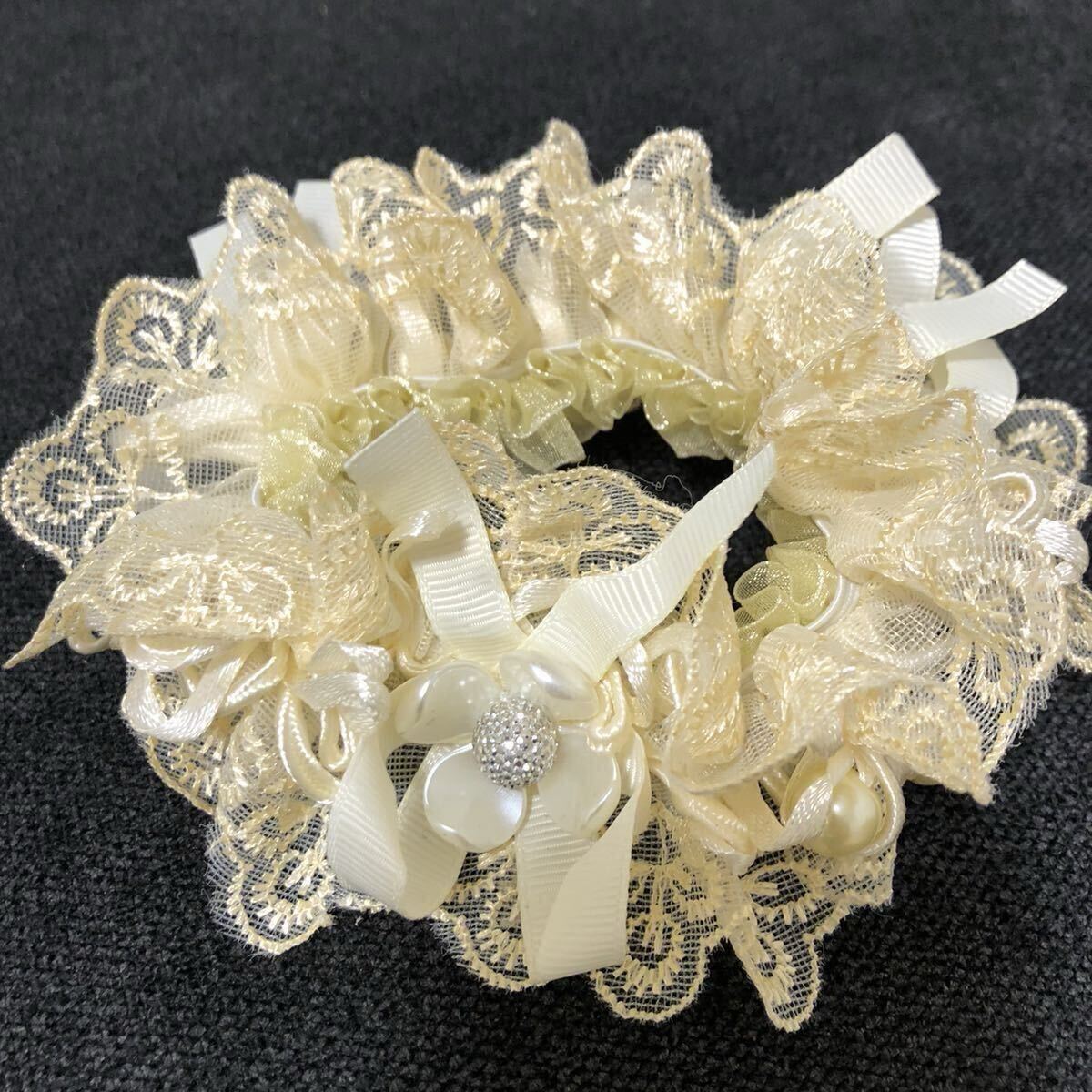 ヘアゴム シュシュ 綺麗 結婚式 二次会 卒業式 入学式 フラワー拍卖