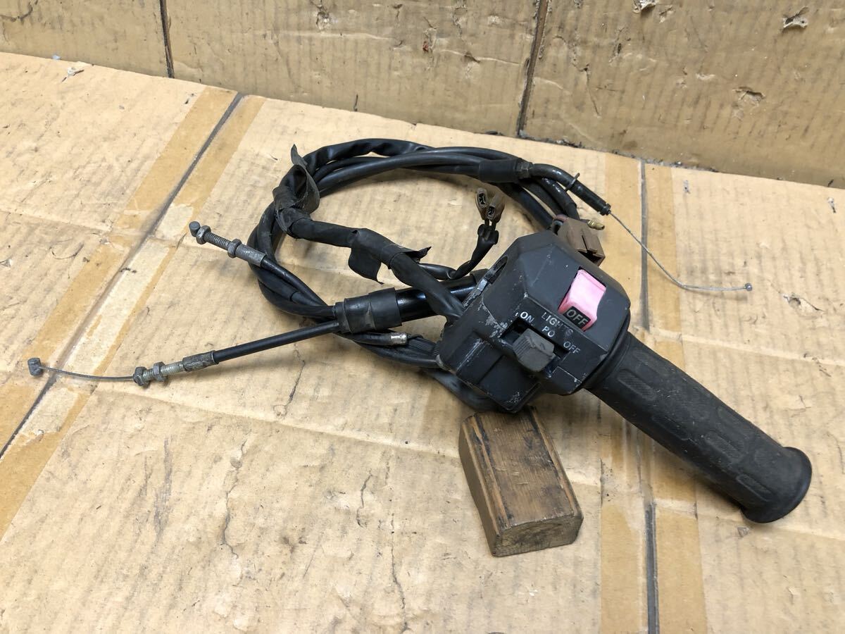 当時物 ヤマハ 純正 ハンドル スイッチ 右 スロットル RZ 250 R TZR FZR FZ 等拍卖