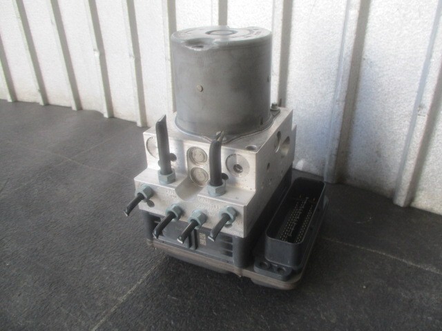 4058 DBA-4GCGWC アウディ A7 ABS ブレーキ 4G0 614 517 S 0 265 250 484 平成25年5月 テスト済拍卖